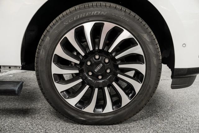 2024 Lincoln Navigator Black Label Sport Utility 4d - - Image 45