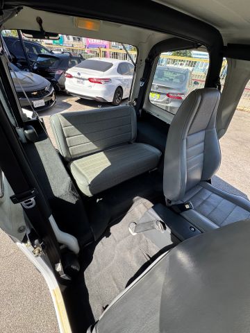1994 Jeep Wrangler - Image 39