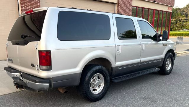 2002 Ford Excursion - Image 6