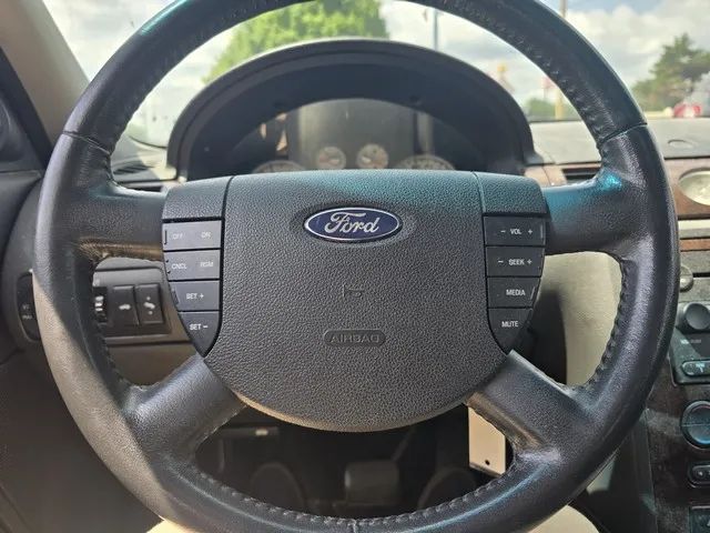 2007 Ford Five Hundred - Image 9