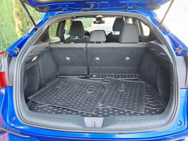 2019 Toyota C-hr - Image 32