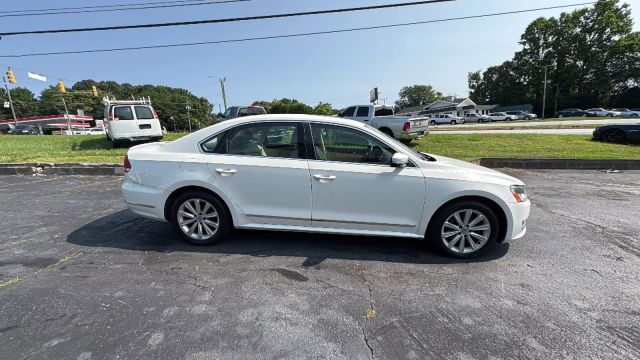 2013 Volkswagen Passat - Image 4
