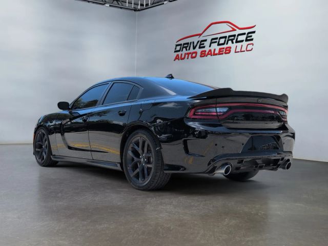 2019 Dodge Charger - Image 3