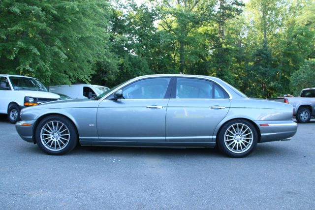2006 Jaguar Xj - Image 4