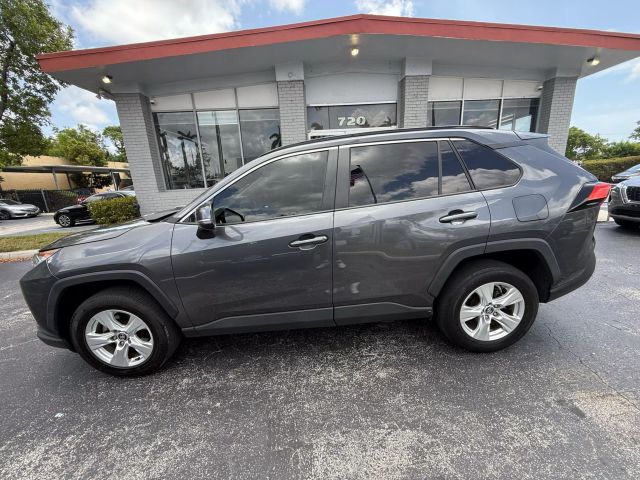 2020 Toyota Rav4 - Image 8
