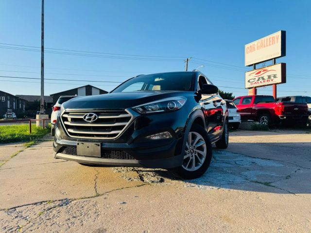2016 Hyundai Tucson - Image 1