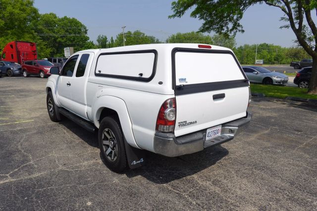 2014 Toyota Tacoma Access Cab - Image 4