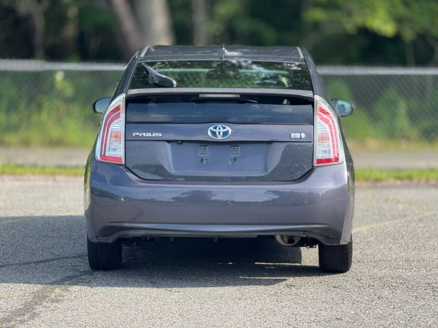 2012 Toyota Prius Four Hatchback 4d - Image 6