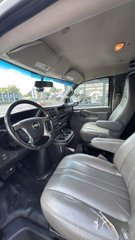 2018 Chevrolet Express 2500 Cargo - Image 9