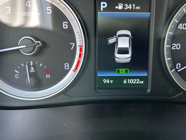 2018 Hyundai Sonata - Image 19