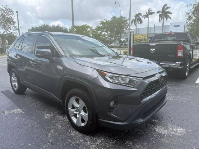 2020 Toyota Rav4 - Image 2