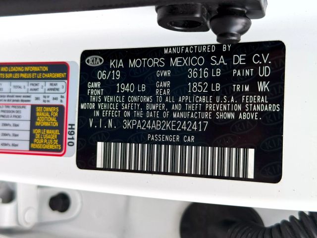 2019 Kia Rio - Image 34