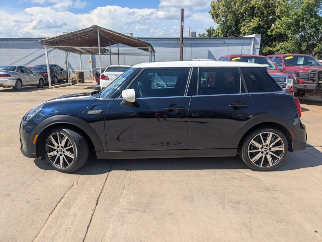 2022 Mini Hardtop 4 Door Cooper S Hatchback 4d - Image 3