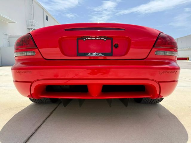 2004 Dodge Viper - Image 19
