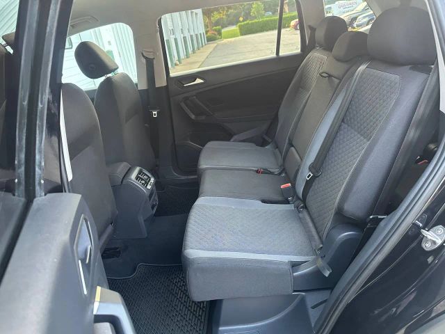 2019 Volkswagen Tiguan - Image 17