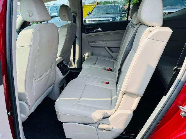 2018 Volkswagen Atlas - Image 19