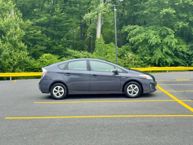 2012 Toyota Prius Four Hatchback 4d - Image 4