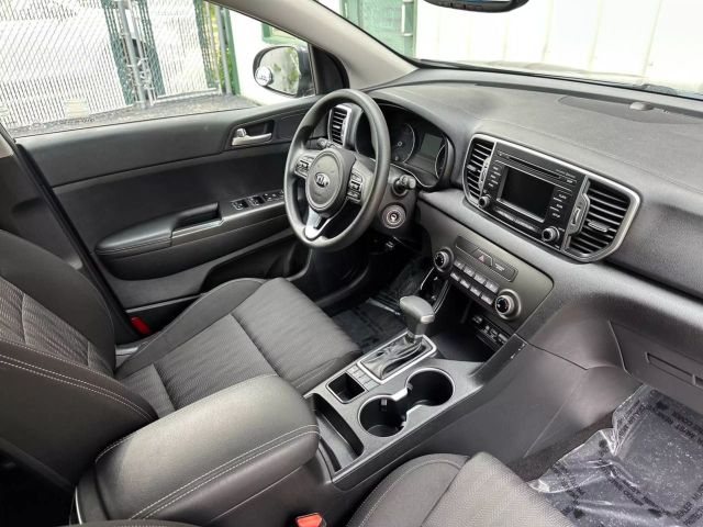 2017 Kia Sportage - Image 19
