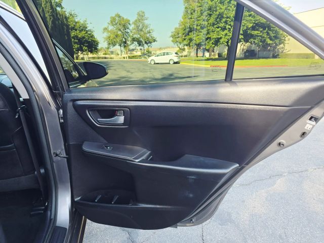 2017 Toyota Camry - Image 26