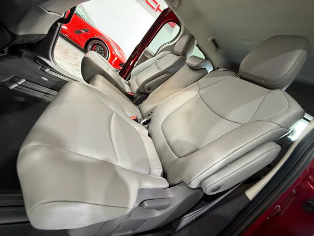2021 Toyota Sienna - Image 120