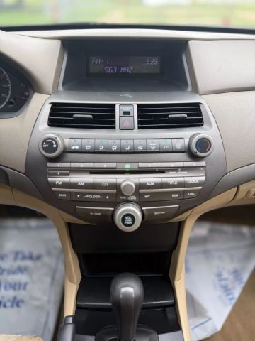 2010 Honda Accord Lx Sedan 4d - Image 14
