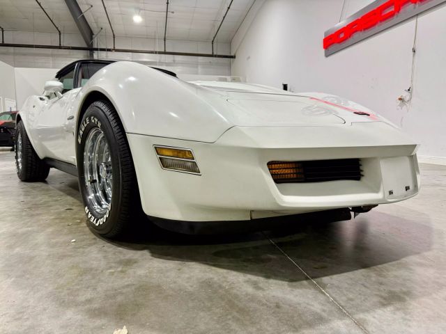 1982 Chevrolet Corvette - Image 2
