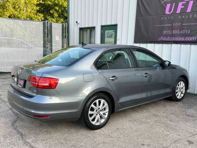 2015 Volkswagen Jetta - Image 11