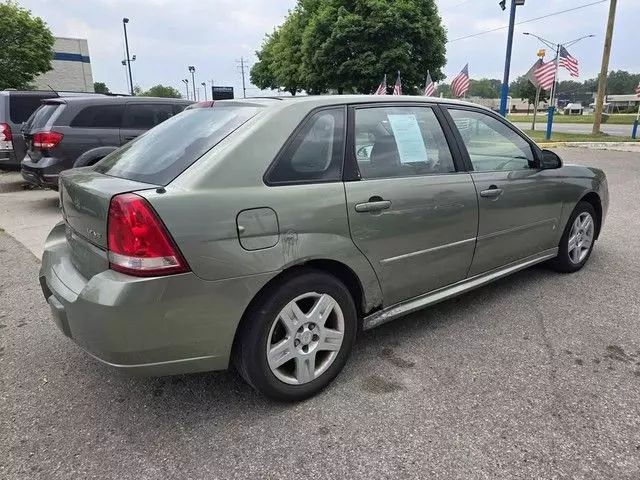 2006 Chevrolet Malibu - Image 3