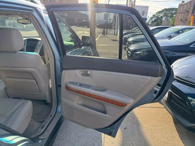2005 LEXUS RX SUV V6, 3.3 LITER RX 330 SPORT UTILITY 4D