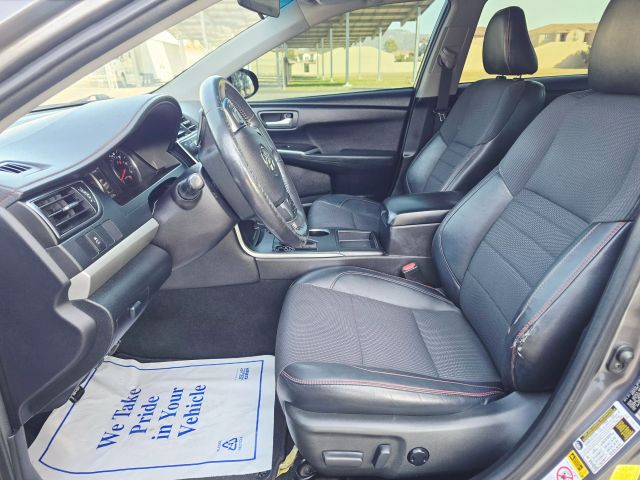 2017 Toyota Camry - Image 12