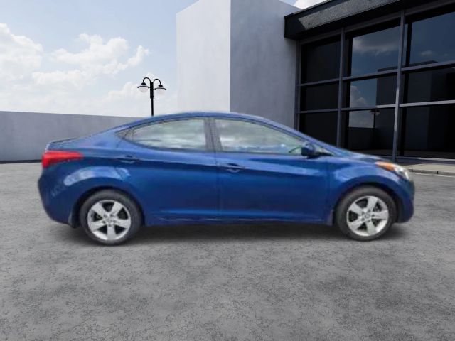 2013 Hyundai Elantra - Image 6