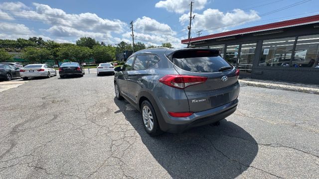 2016 Hyundai Tucson - Image 5