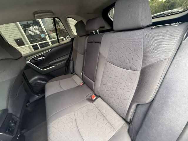 2020 Toyota Rav4 - Image 14