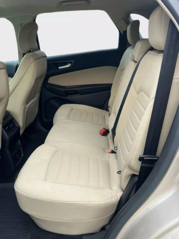 2017 Ford Edge - Image 10