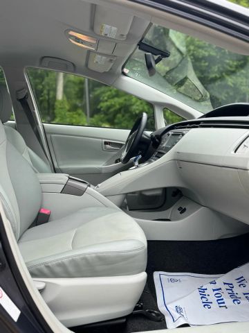 2012 Toyota Prius Four Hatchback 4d - Image 11