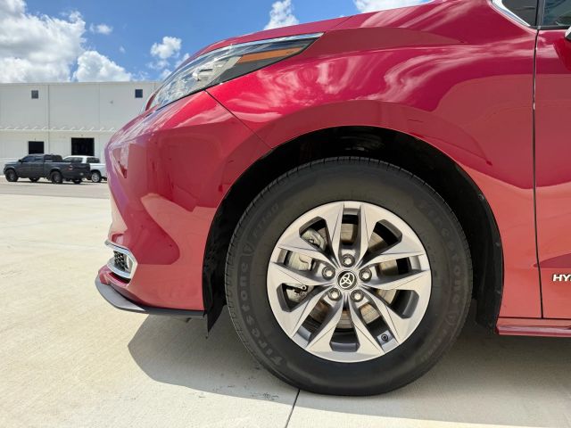 2021 Toyota Sienna - Image 37