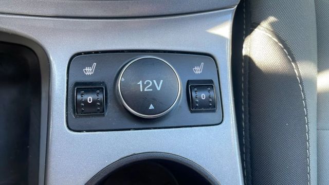 2016 Ford Escape - Image 33
