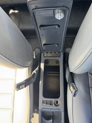 1994 Jeep Wrangler - Image 32