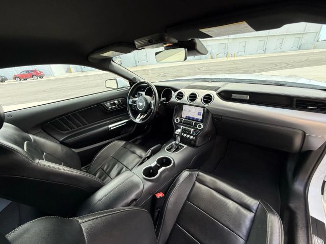 2022 Ford Mustang - Image 107