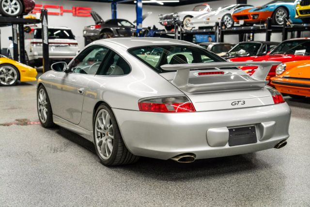 2005 Porsche 911 Gt3 Coupe 2d - - Image 5