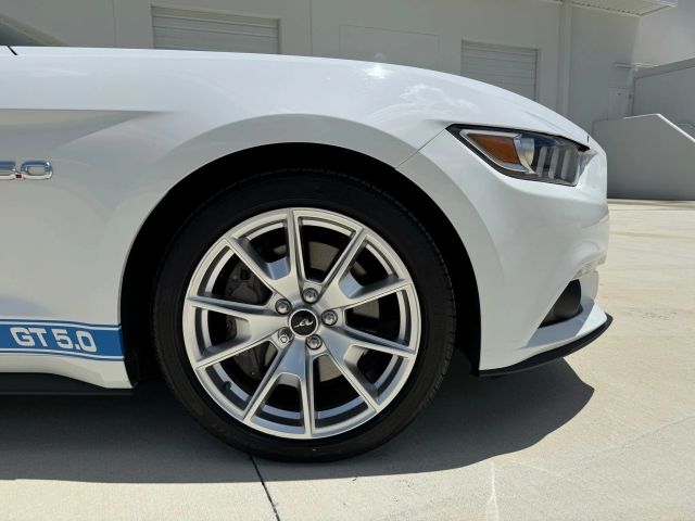 2015 Ford Mustang - Image 9
