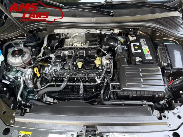 2019 Volkswagen Tiguan - Image 45