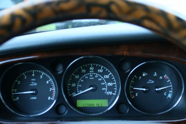 2006 Jaguar Xj - Image 26