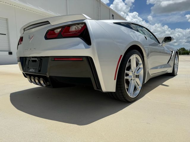 2019 Chevrolet Corvette - Image 14