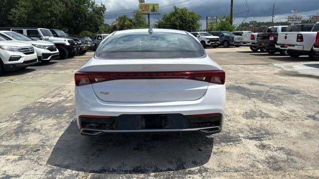 2022 Kia K5 - Image 21
