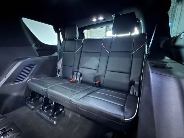 2022 Cadillac Escalade - Image 136