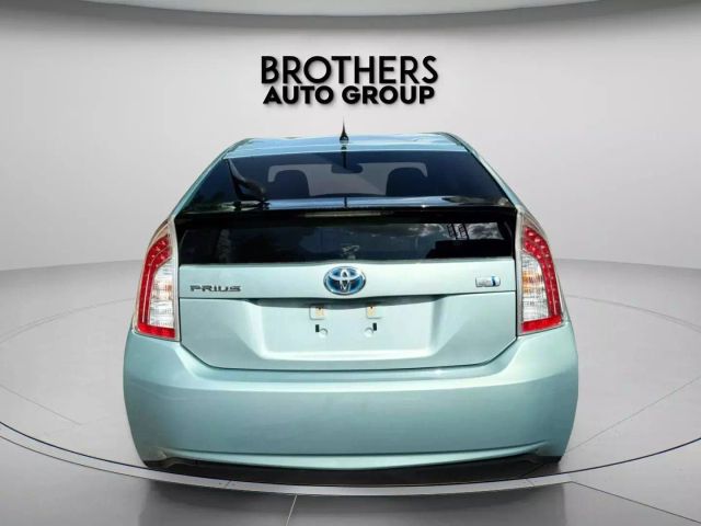 2013 Toyota Prius - Image 8