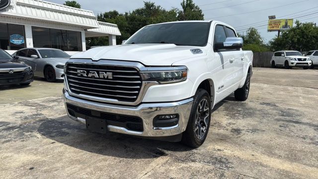 2025 Ram 1500 Crew Cab - Image 7