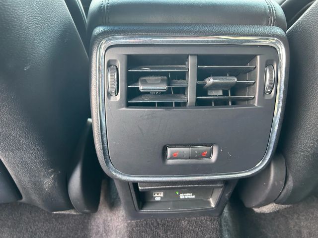 2017 Lincoln Continental - Image 16