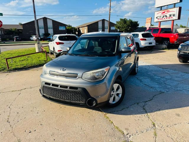 2016 Kia Soul - Image 2